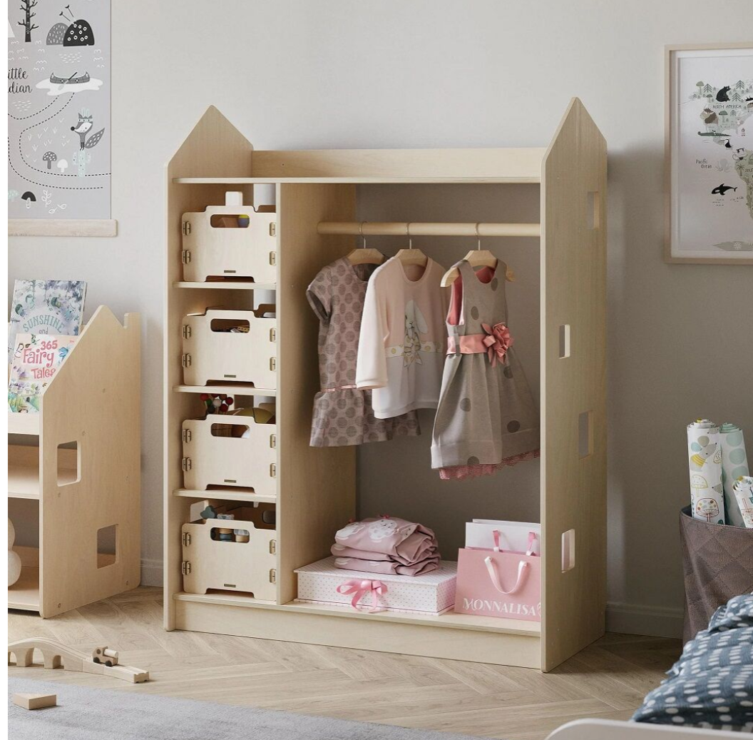 Montessori Barngarderob - Husgarderob i Trä