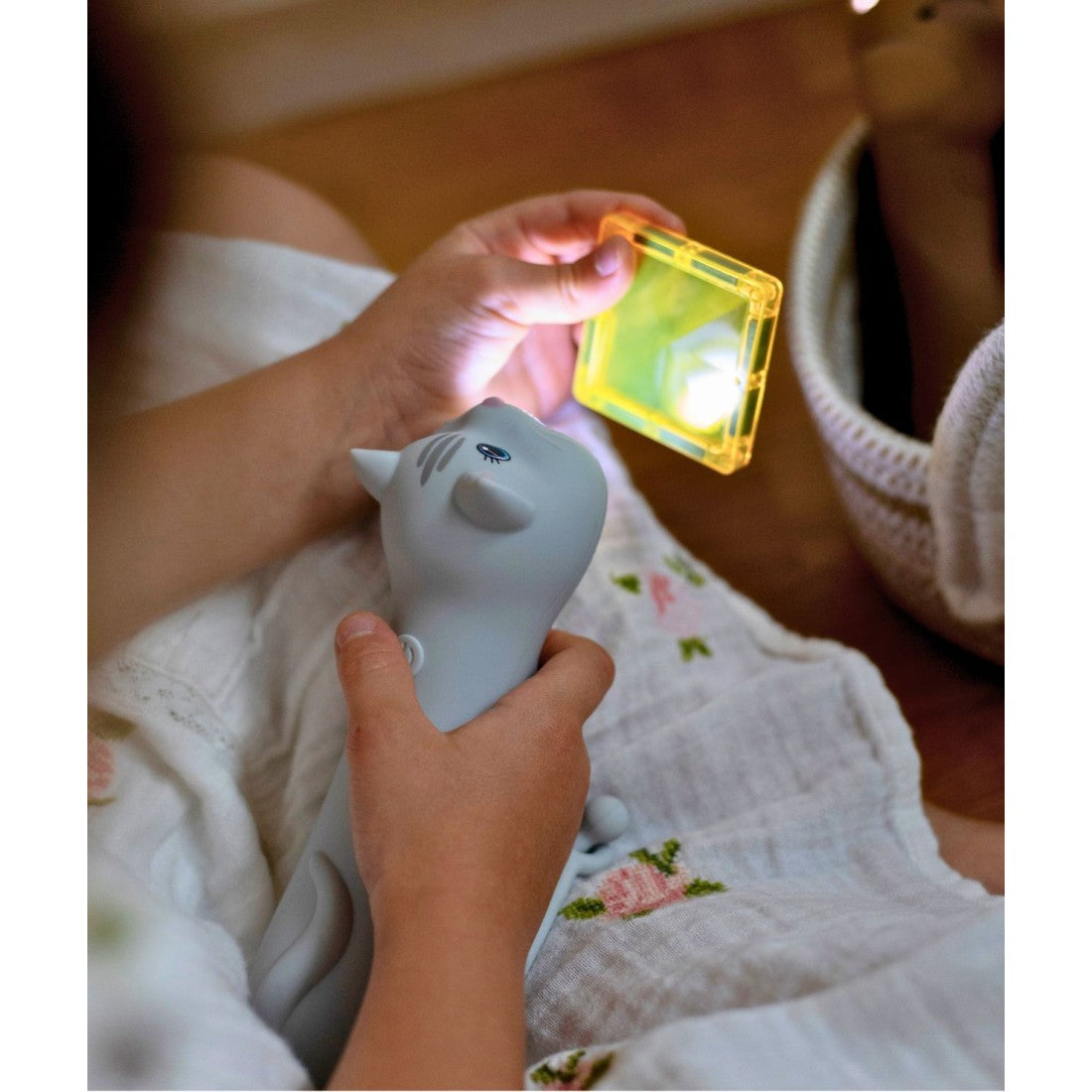 Rabbit & Friends Ficklampa LED - Grå Katt